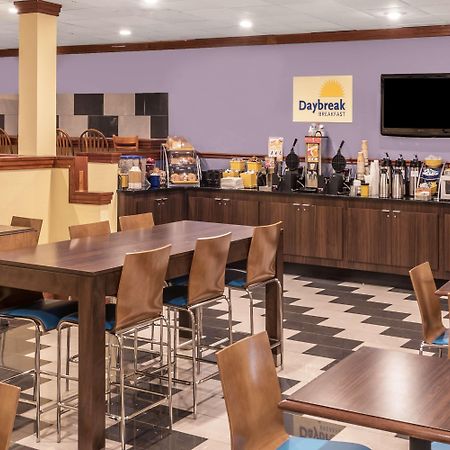 Days Inn By Wyndham South Hill Exteriér fotografie
